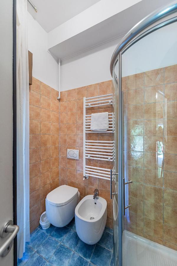 Splendid Apartment Pt-1 Sul Lago By Wonderful Italy Sirmione Exteriör bild